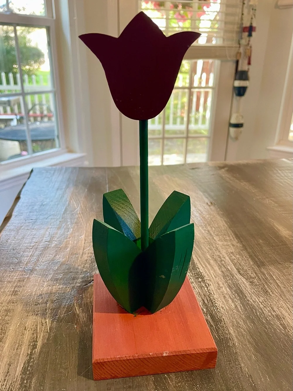 Tulip Décor Bundle – Wooden Flower & “Love Is the Heart in Bloom” Suncatcher